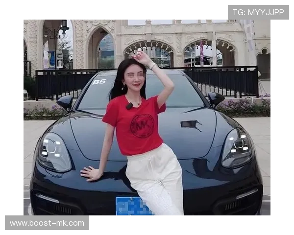 克莱尔·柯赞展现惊人转身能力，引发媒体热议