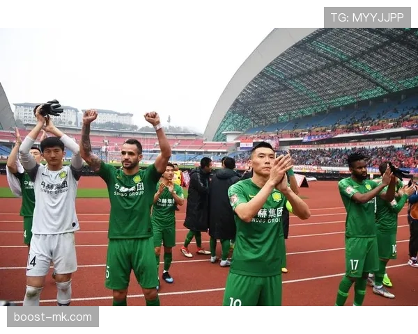 北京国安板凳厚度