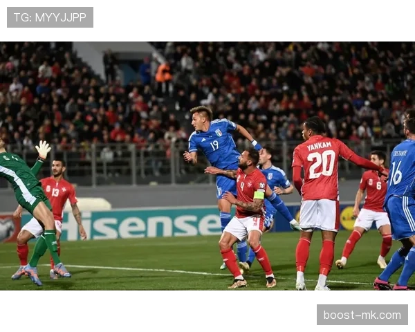 切尔西进攻层次缺乏表现受限，当前阶段锋线组织能力面临考验